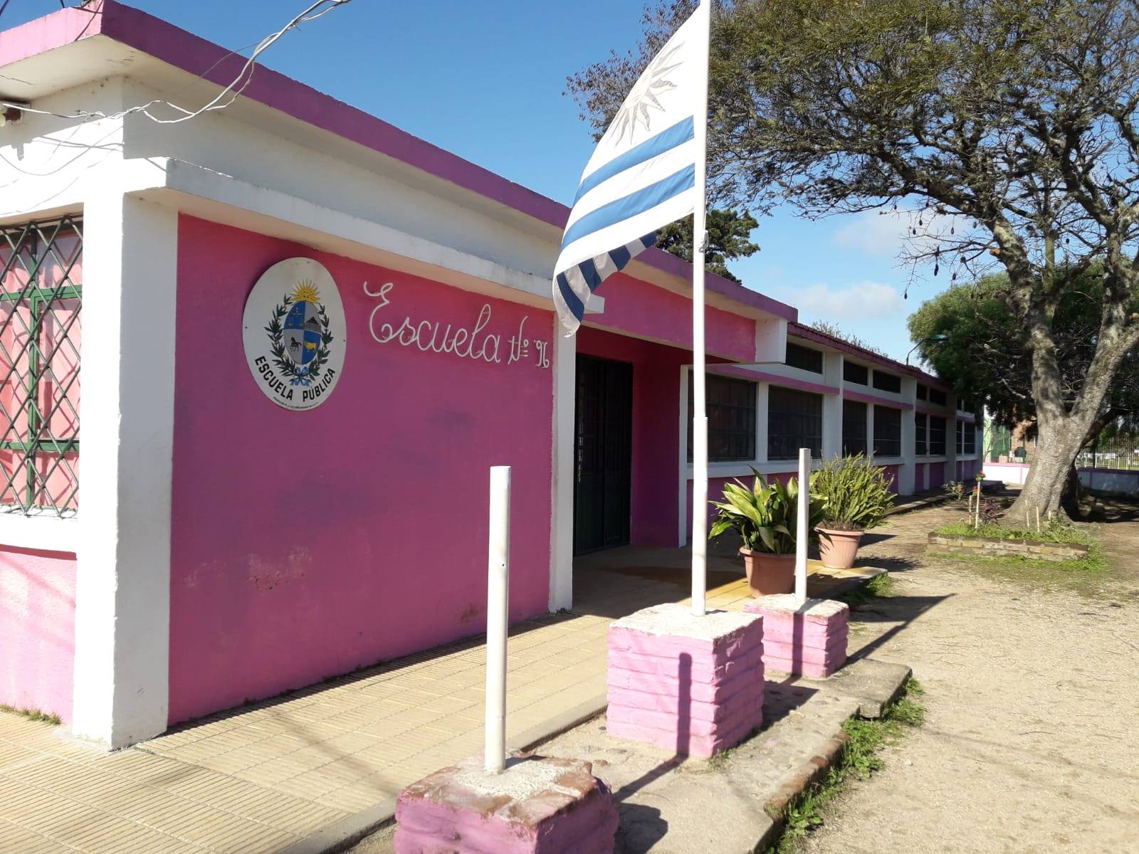 Detienen a dos personas que habían robado en la Escuela 96 de Delta El Tigre