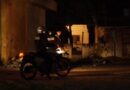 Detienen a dos adolescentes que huían de la policía en moto