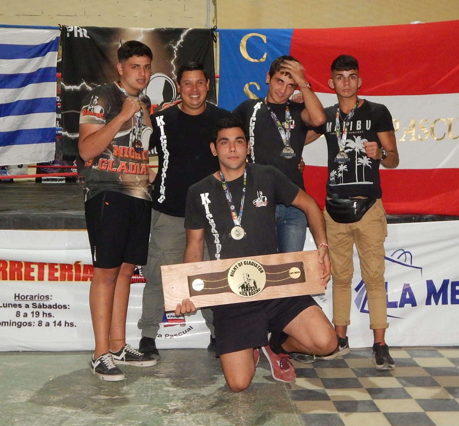 Kickboxers de Ciudad del Plata se destacaron en torneo en Bolivia