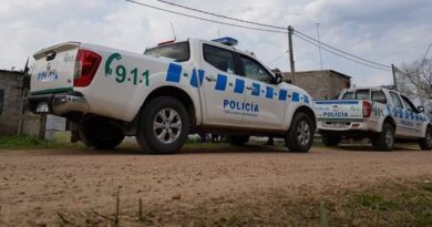 Procesan a dos hombres tras altercado en la vía pública en Ciudad del Plata