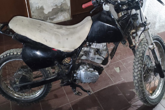 Personal del PADO incautó una moto sin nada en regla en Playa Pascual