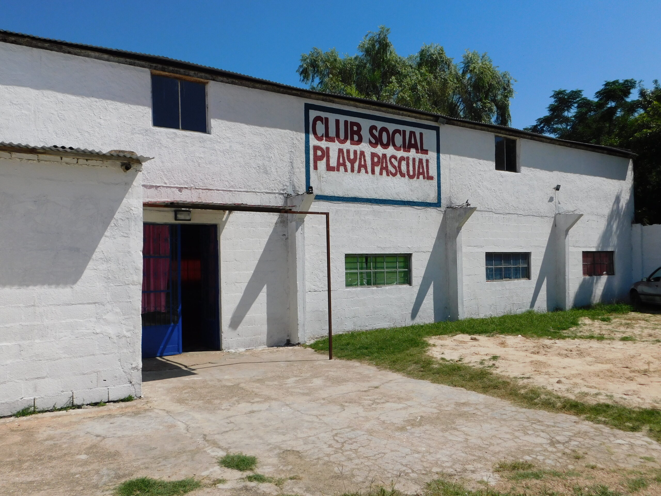 Delincuentes ingresan y desvalijan las instalaciones del Club Social Playa Pascual