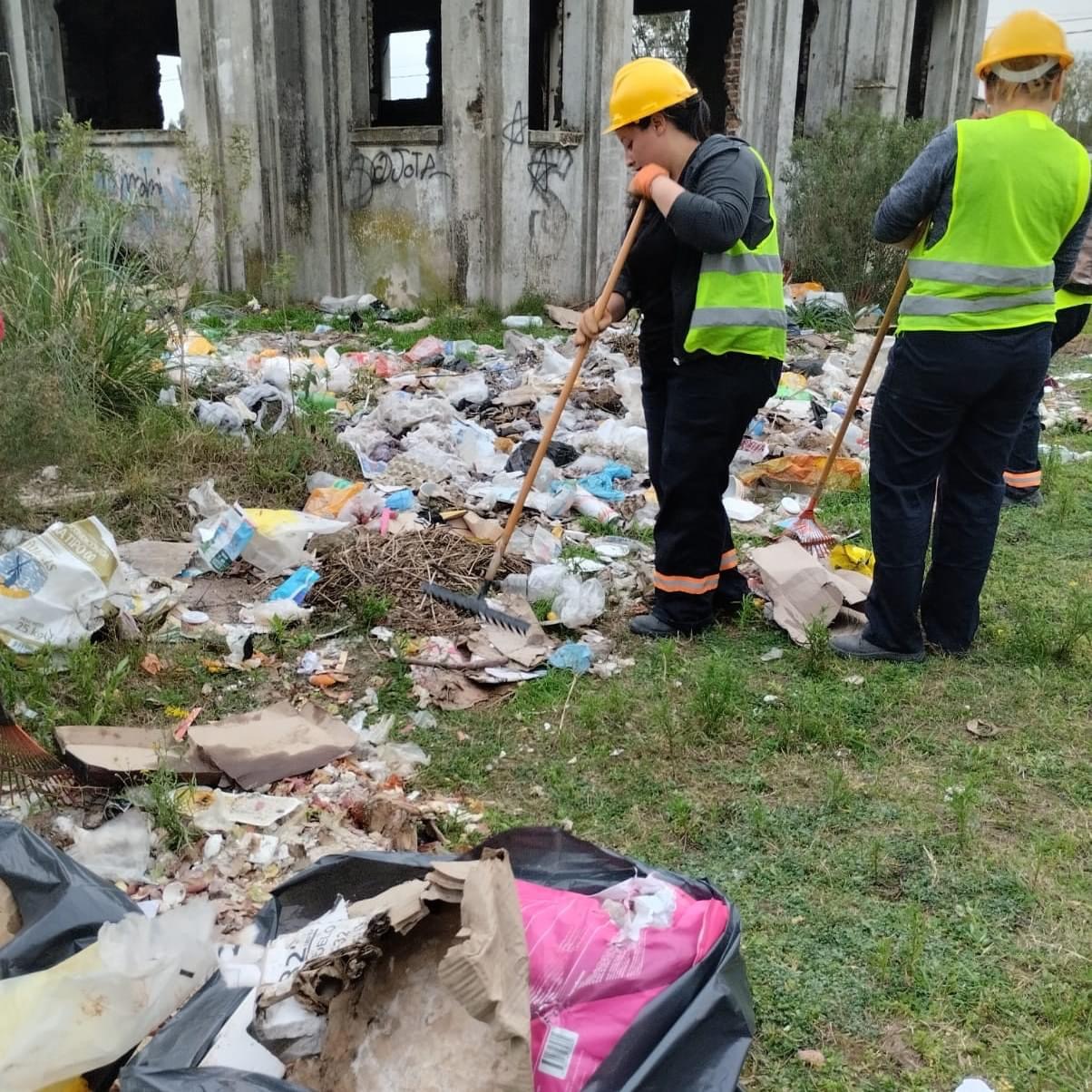 Municipio realizó limpieza de basurales en Delta del Tigre y la UTU vieja