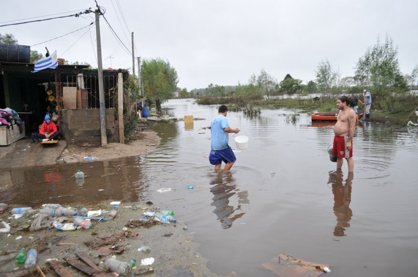 «El dique puede romper e inundar al barrio de golpe», alertan vecinos de Delta del Tigre