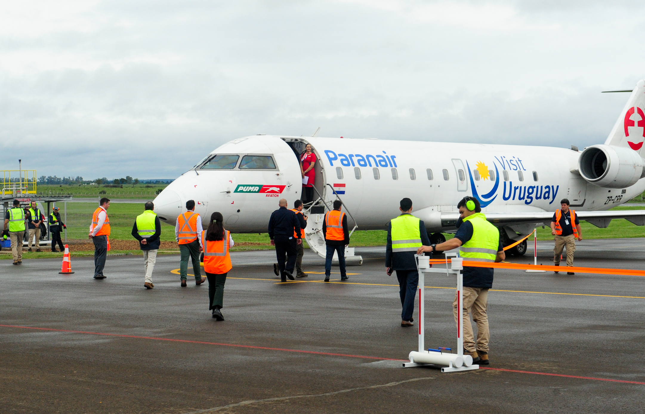 Se realizó el primer vuelo de línea entre Montevideo y Salto, ¿Cuánto cuesta y que frecuencia tiene?