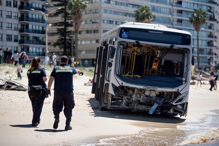 Declaró el chofer de Cutcsa que chocó en la rambla y dice que «no recuerda qué pasó»