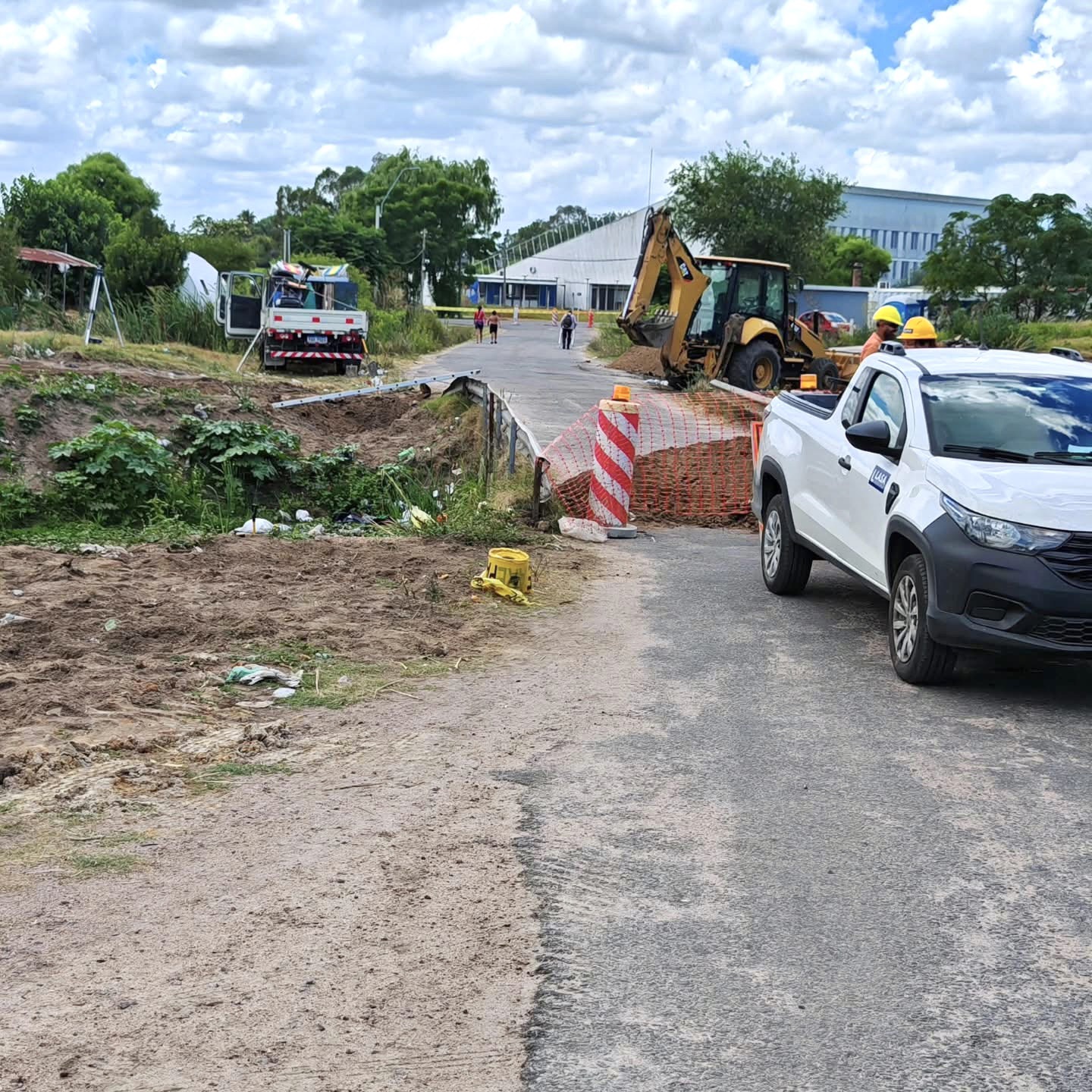 Retomaron obras para ampliación del puente del barrio Sofima de Ciudad del Plata